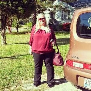 Meet your Posher, Debra